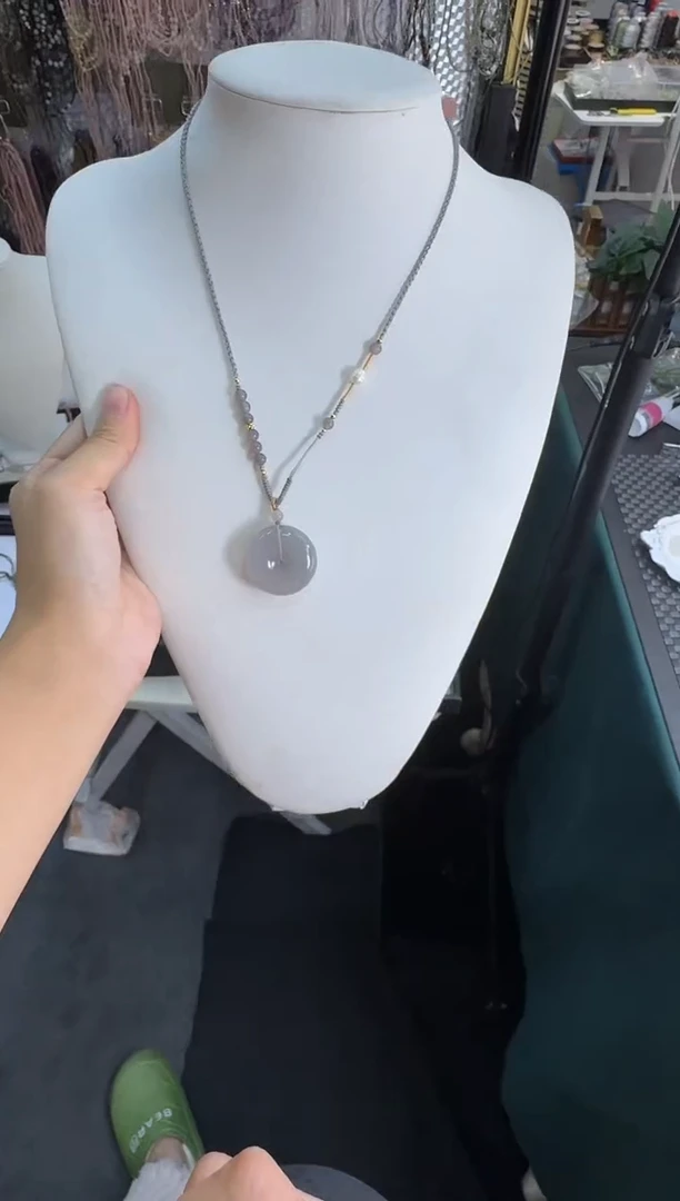 【闪购商品】和田玉颈饰未镶嵌30烟紫平安扣