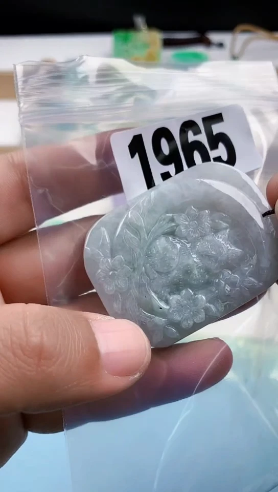 【闪购商品】翡翠挂件未镶嵌天然翡翠吊坠挂件