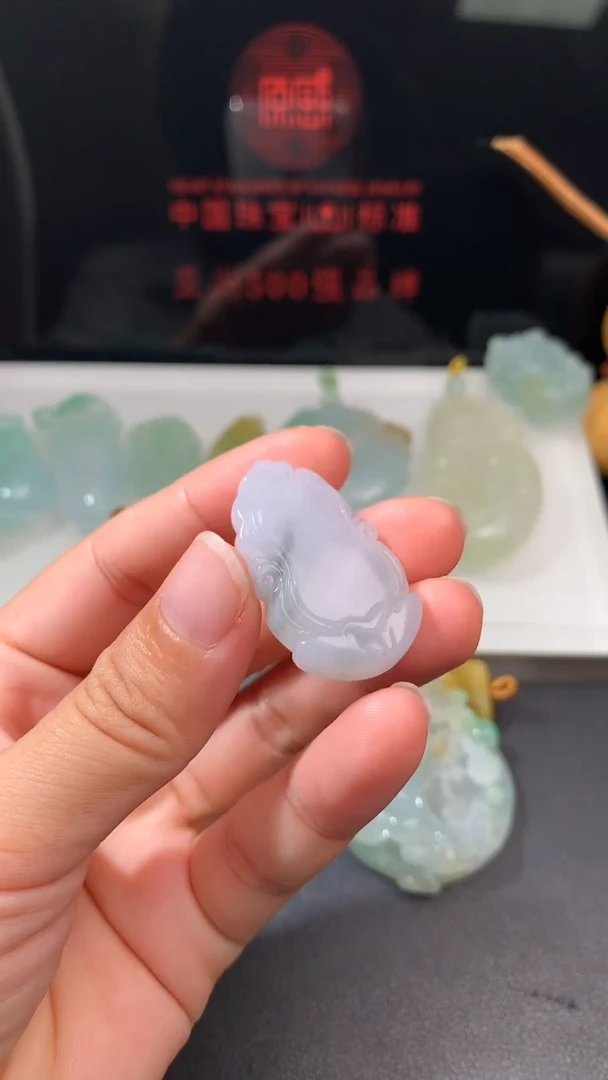 未镶嵌定制翡翠
