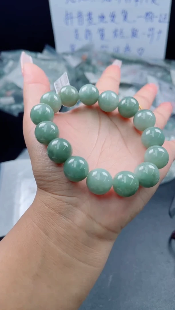 未镶嵌定制翡翠珠串