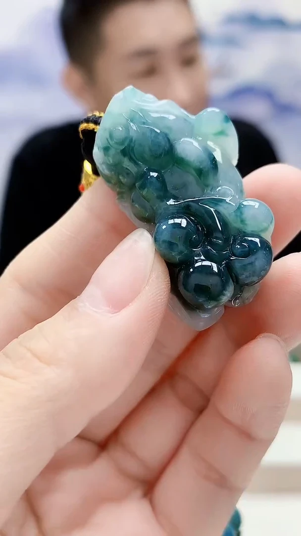 未镶嵌定制翡翠4831lr-毛货挂件12