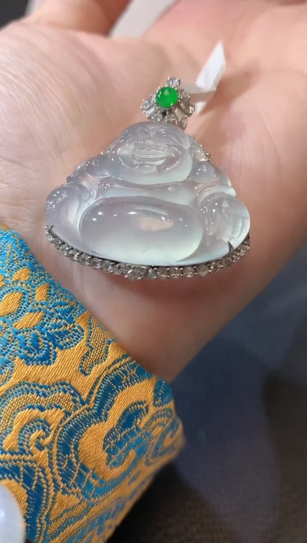 【闪购商品】翡翠吊坠(不含链)18K金镶嵌C74