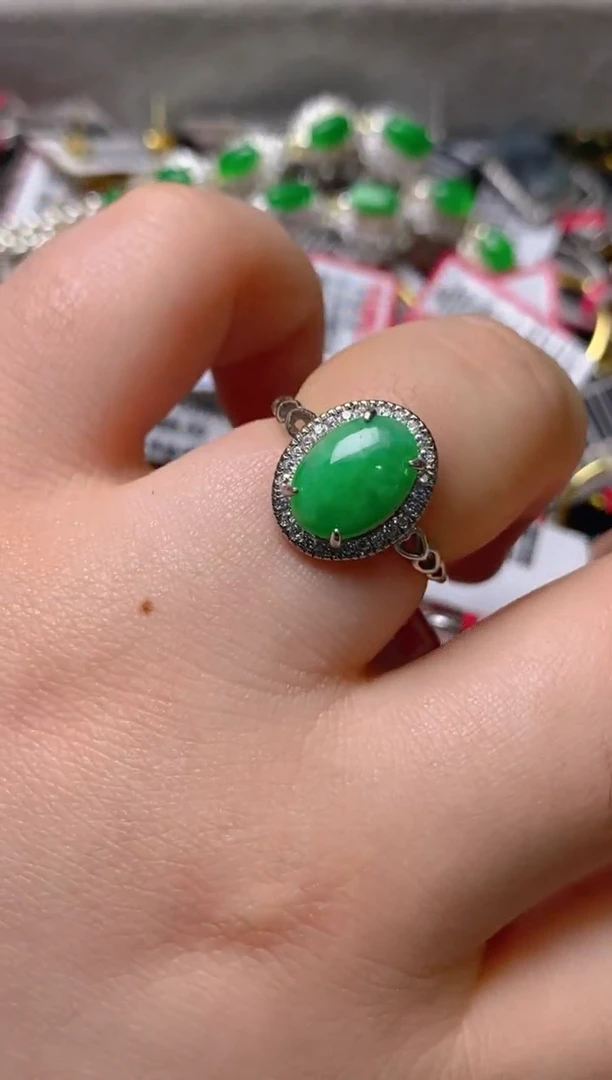 银S925镶嵌戒指翡翠百内无证书