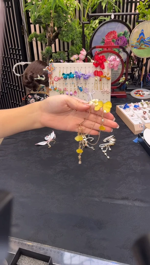 织绣經****️非遗苏绣饰品