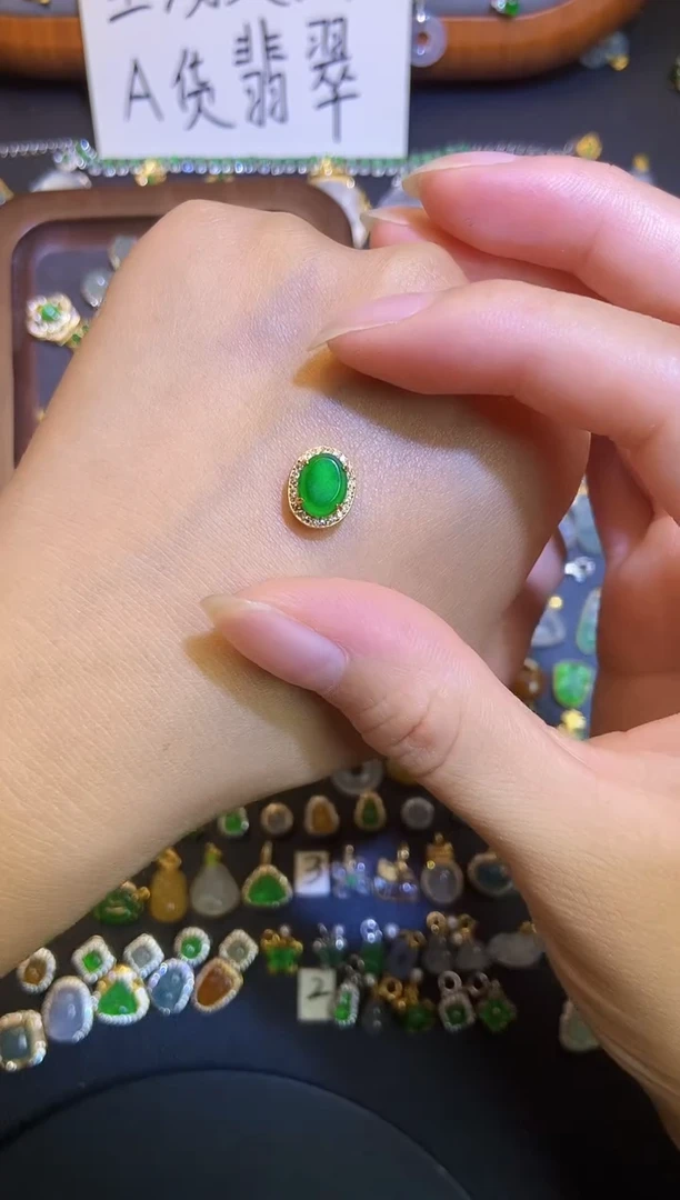 翡翠银S925镶嵌吊坠(不含链)天然A货翡翠