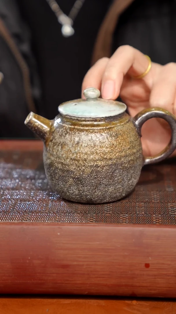 陶瓷奢瓷/瑞寅柴烧茶器（壶）874微瑕