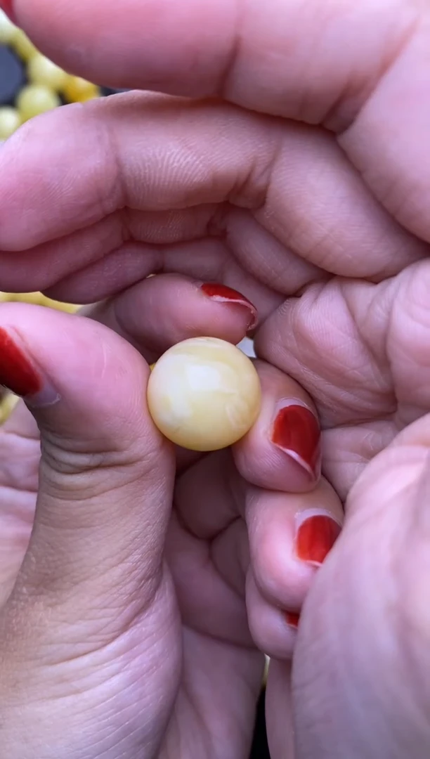 未镶嵌琥珀裸石 大小姐珠宝5