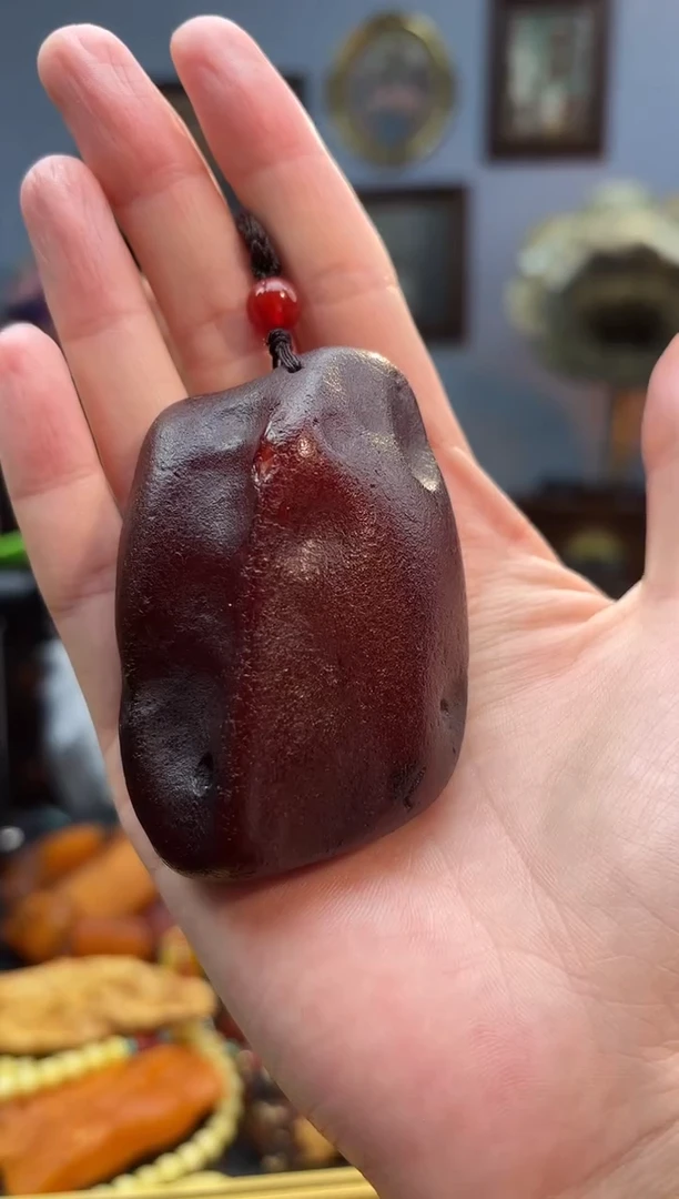 琥珀颈饰未镶嵌吊坠