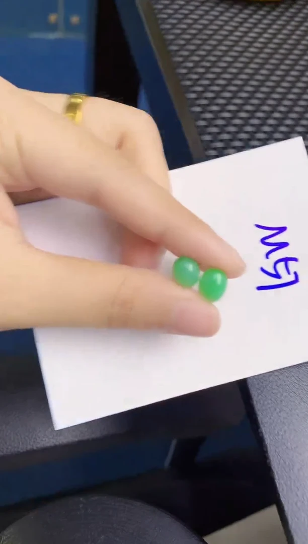 翡翠18K金镶嵌颈饰000000000