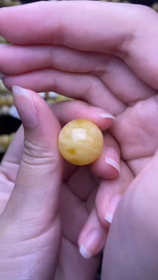 未镶嵌琥珀裸石 大小姐珠宝严选3