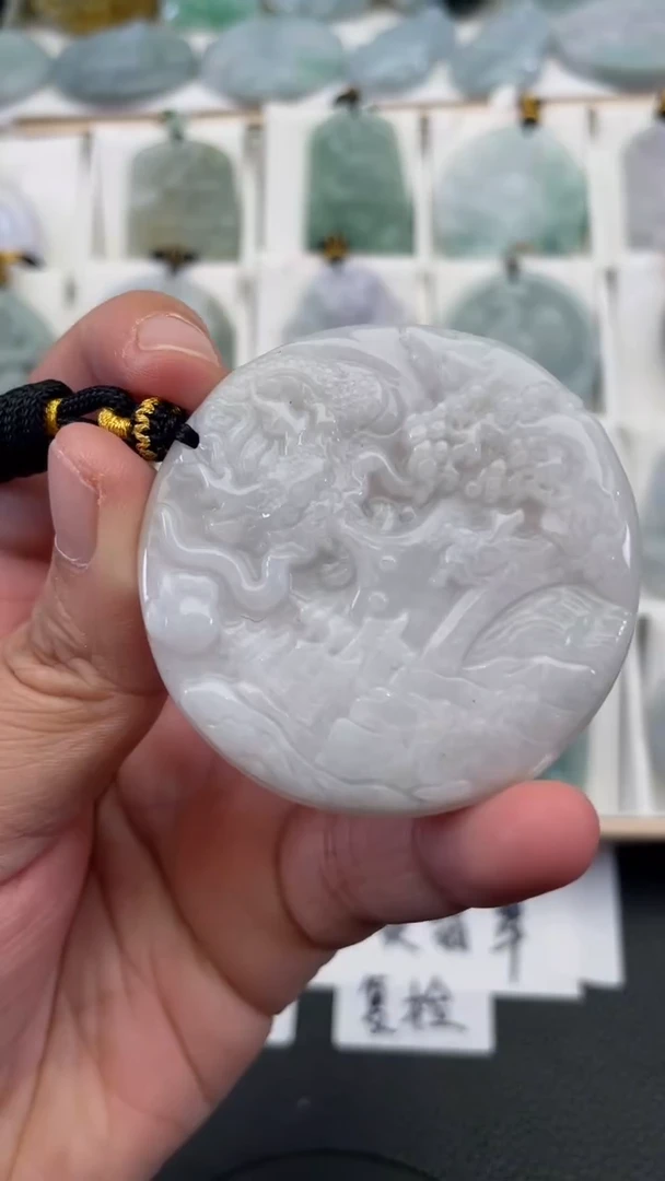 颈饰未镶嵌翡翠天然缅甸翡翠A货23