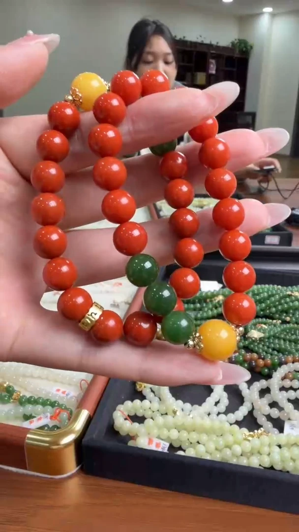 未镶嵌颈饰玛瑙/玉髓手串（多样性，发一）