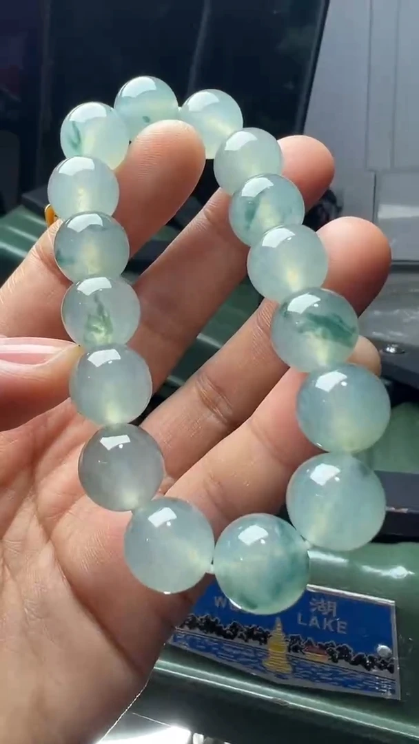 未镶嵌手串翡翠缅甸翡翠A货卡12.7左右