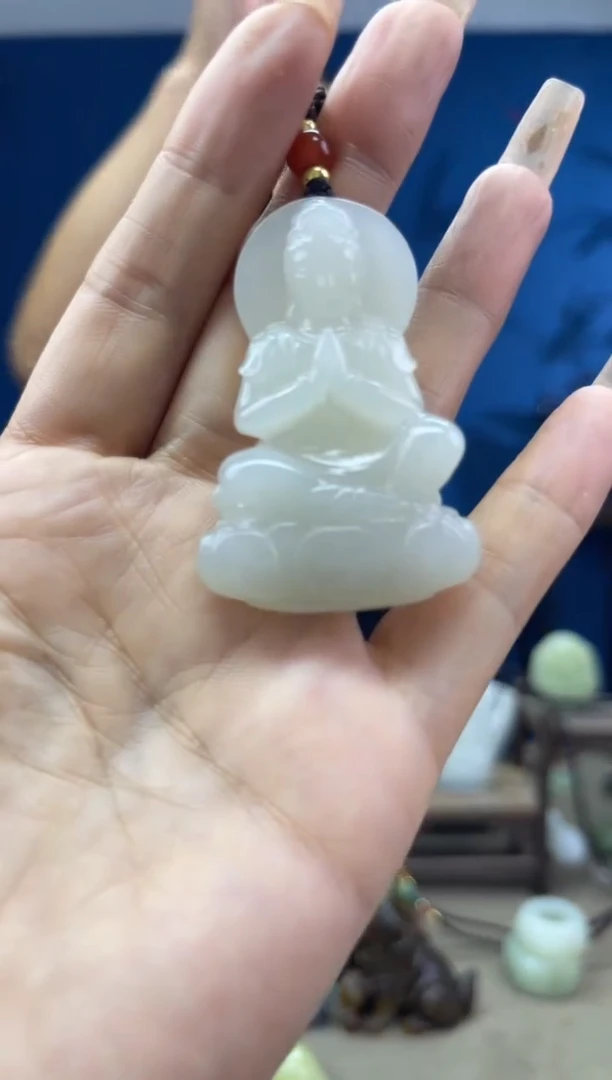 和田玉未镶嵌颈饰1