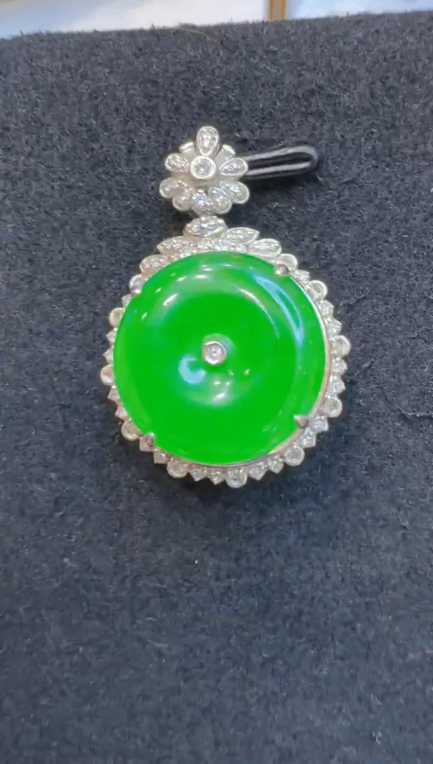 吊坠(不含链)18K金镶嵌翡翠多样性团购发一件