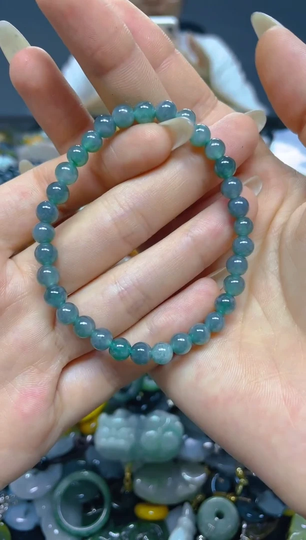 颈饰未镶嵌翡翠5MM/ C /翡翠A货，一件也是批发价