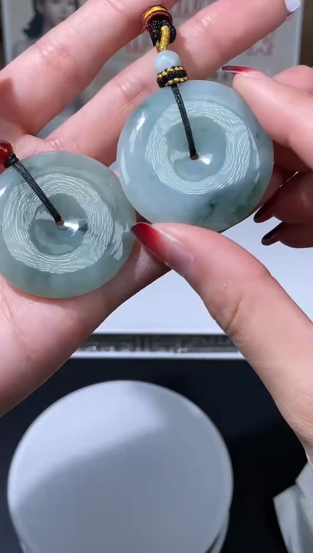 【闪购商品】定制翡翠未镶嵌不退不换随机发CMH1件-A