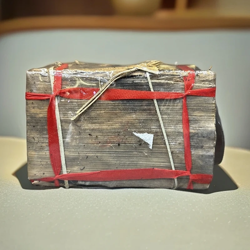 原料1982年龙园号 老树砖茶 普洱生茶 250克/砖