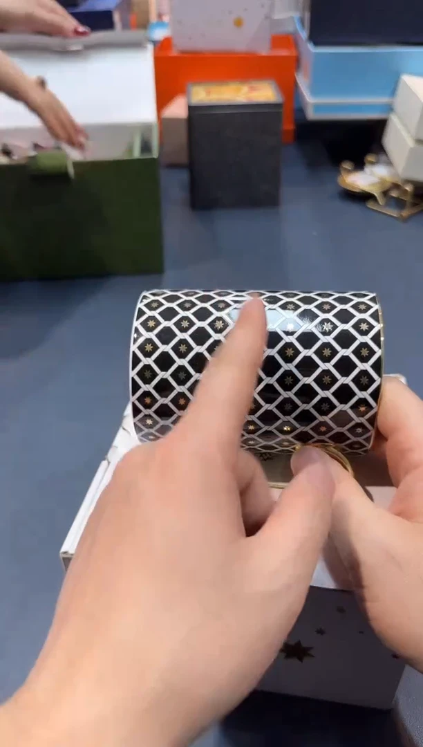 【闪购商品】瓷片F830全场正品，京东包邮