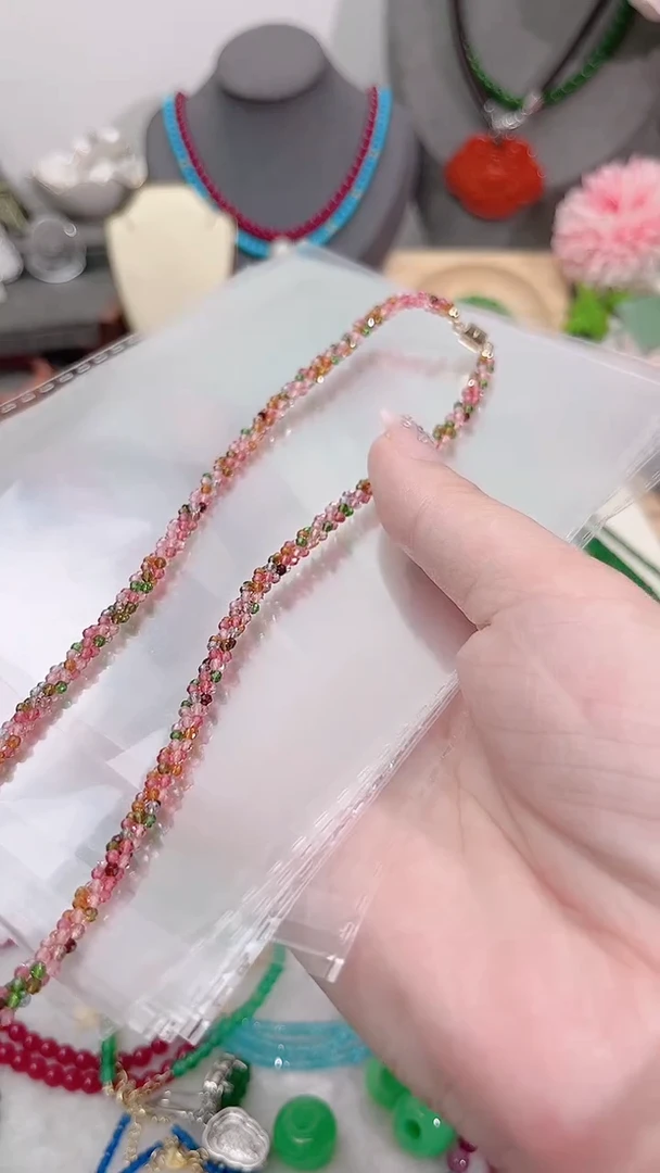 颈饰合金尖晶石粉彩麻花39.9