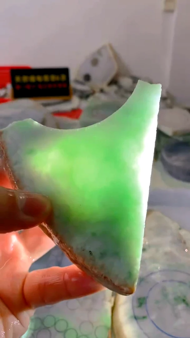 翡翠未镶嵌颈饰缅甸A货翡51