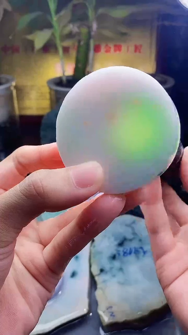 未镶嵌挂件翡翠小雨136