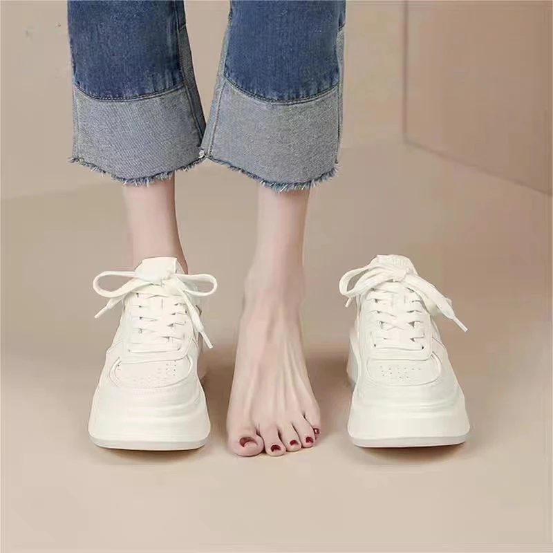 品牌真皮小白鞋女2025春季新款百搭厚底松糕板鞋运动休闲老爹鞋