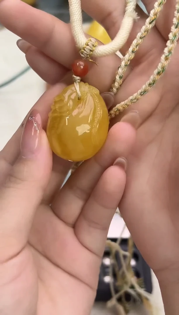 裸石琥珀未镶嵌琥珀蜜蜡吊坠