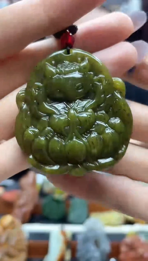 未镶嵌岫玉吊坠·