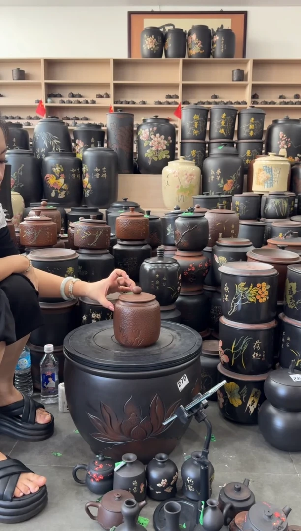 罐瑕疵 锤纹浮雕茶叶罐  601