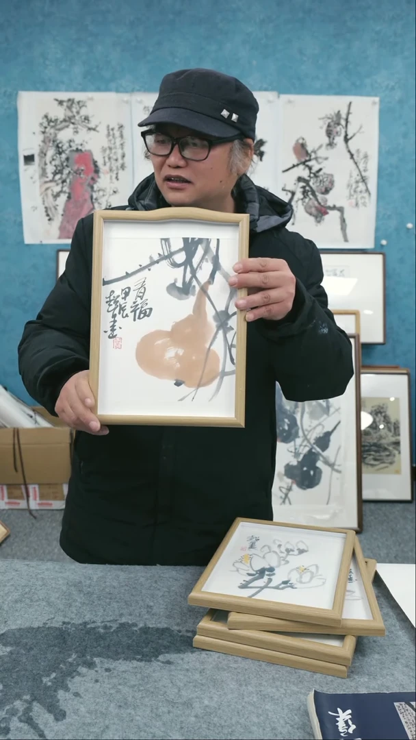 【闪购商品】国画10寸本土老师木质摆台