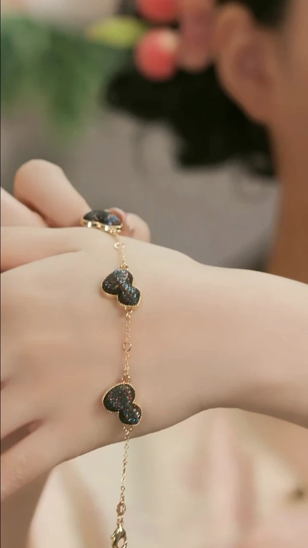 刺绣湘传礼缂丝手链