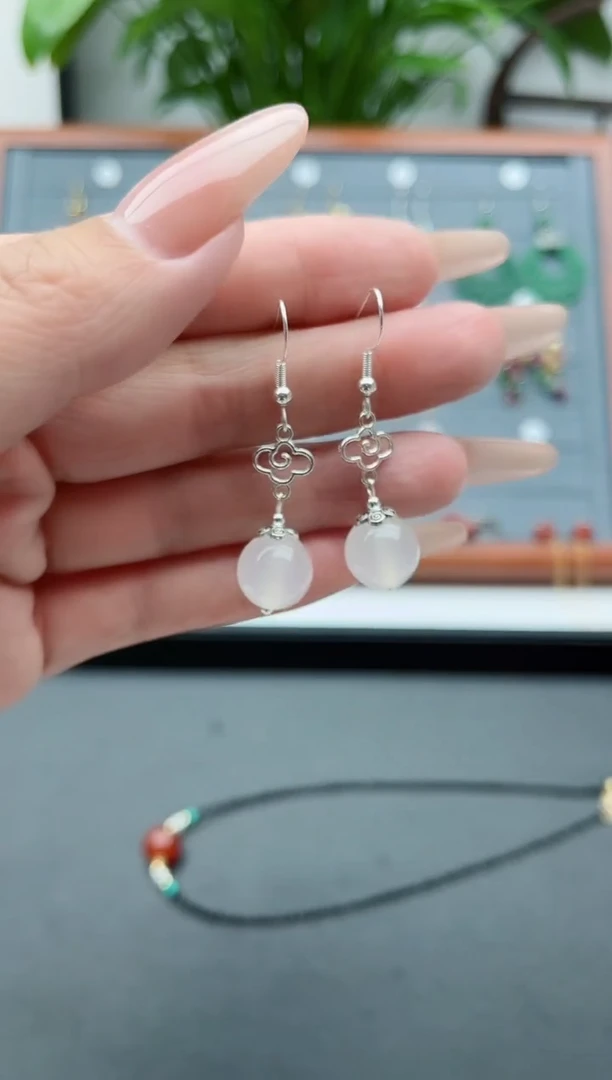 【闪购商品】玛瑙/玉髓耳饰银S925镶嵌916变色珠