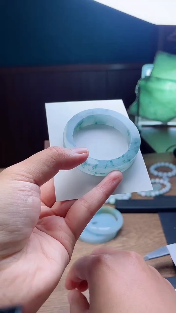 定制翡翠手镯未镶嵌娃*定制