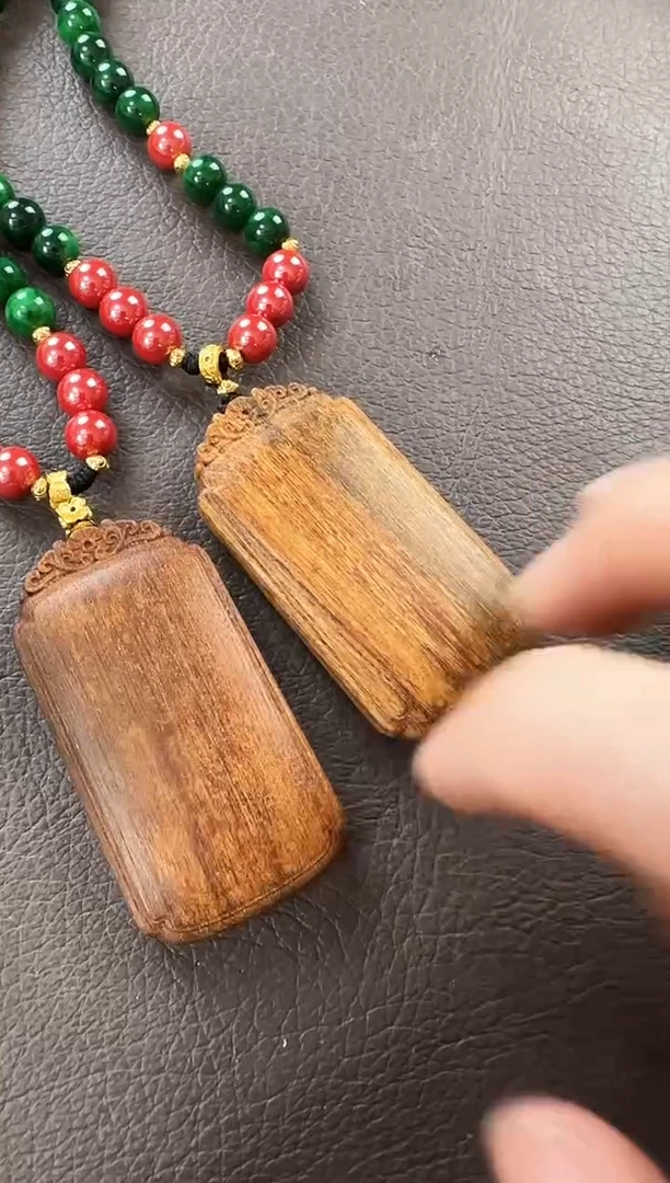 推荐款沉木无事牌吊坠
