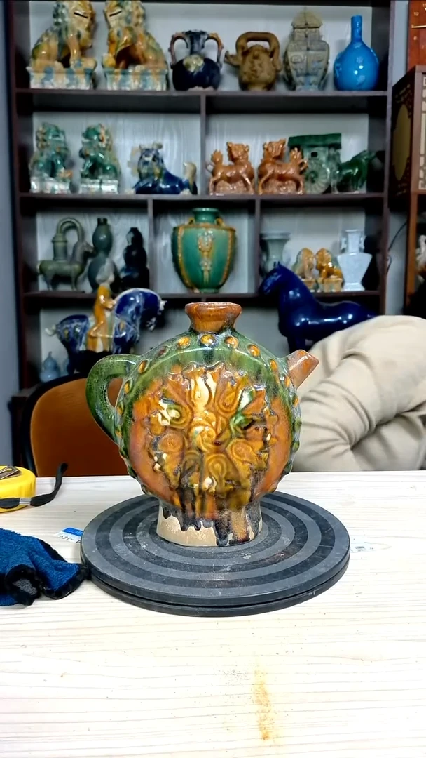 经典精美复古风格瓷器