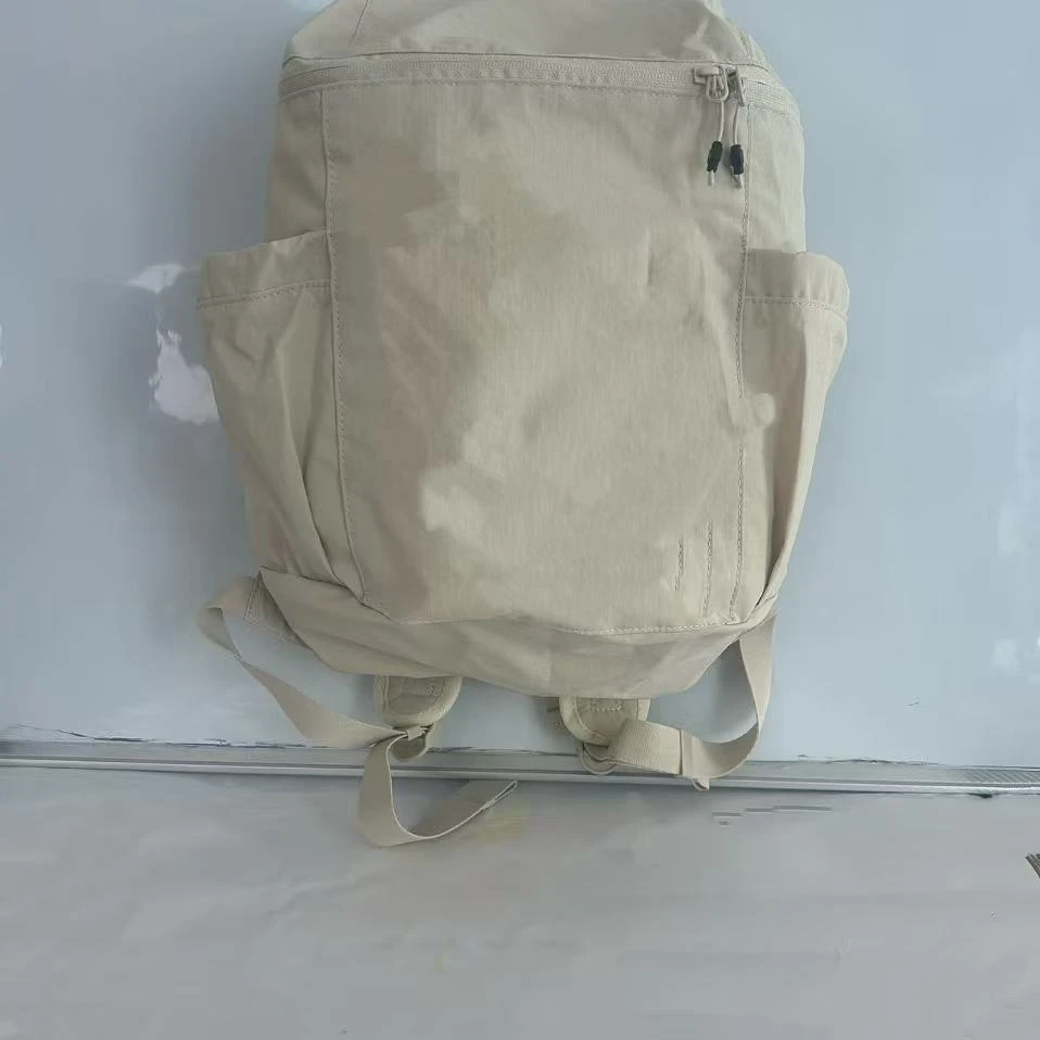 雪家轻薄轻便双肩包