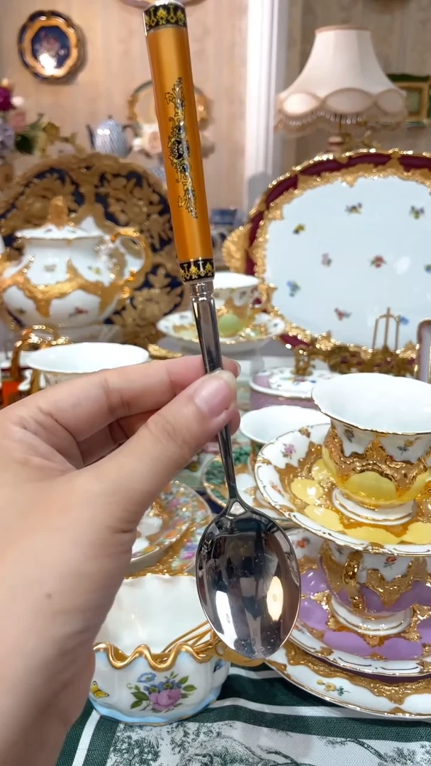海外孤品精选欧式瓷器22222222222 勺子*1
