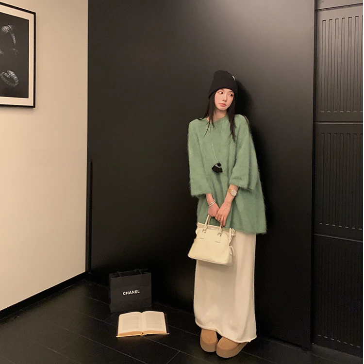 2025秋冬新款慵懒风宽松宽松毛衣女韩系休闲气质小众短袖针织衫