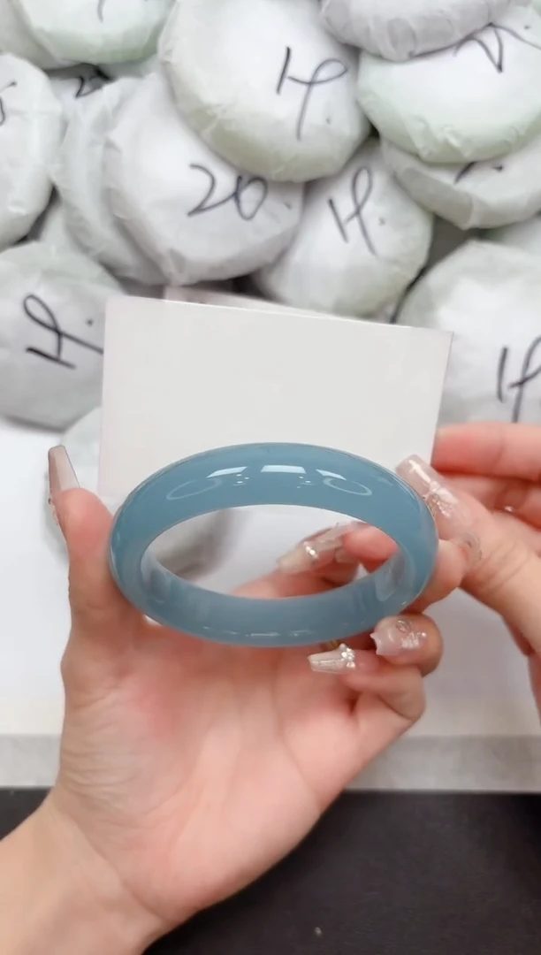 未镶嵌手镯石英质玉10-62.1