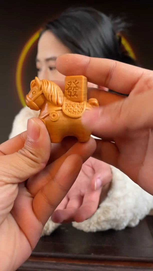 柏木（崖柏）手工摆件,先抢先得! 编号:64