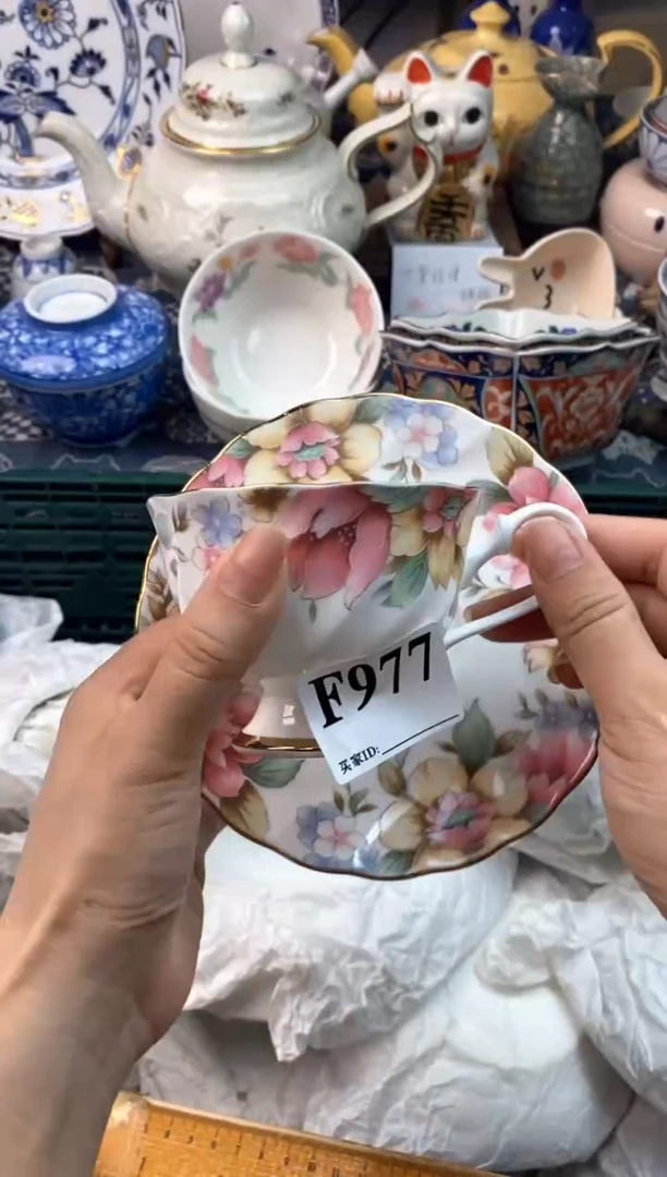 瓷片财*白[○･｀Д´･ ○][○･｀Д´･ ○]