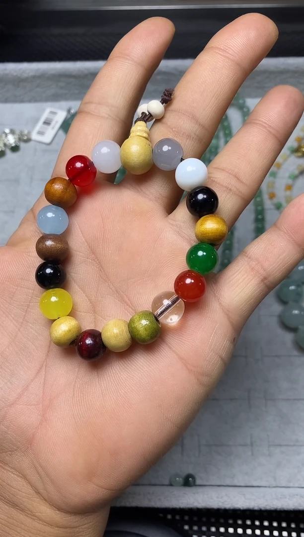 未镶嵌定制翡翠手串