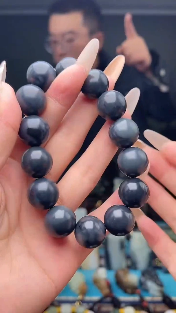 未镶嵌和田玉挂件1