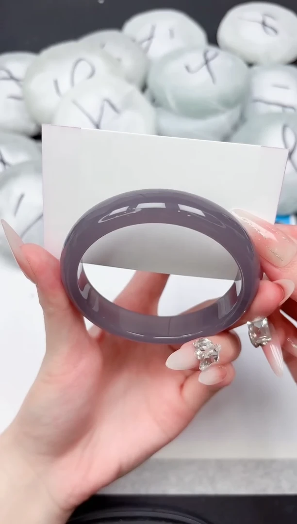 未镶嵌手镯石英质玉352-59.3