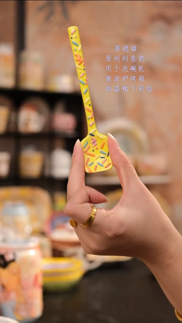 摆件景德镇手工手绘设计师款
