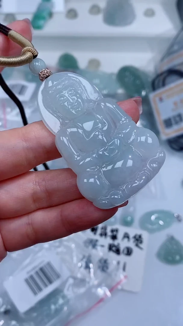 翡翠未镶嵌颈饰吊坠