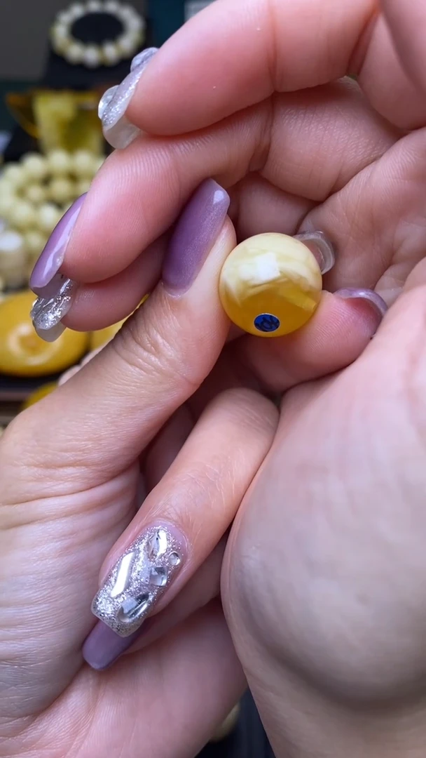【闪购商品】琥珀裸石未镶嵌葵. 5