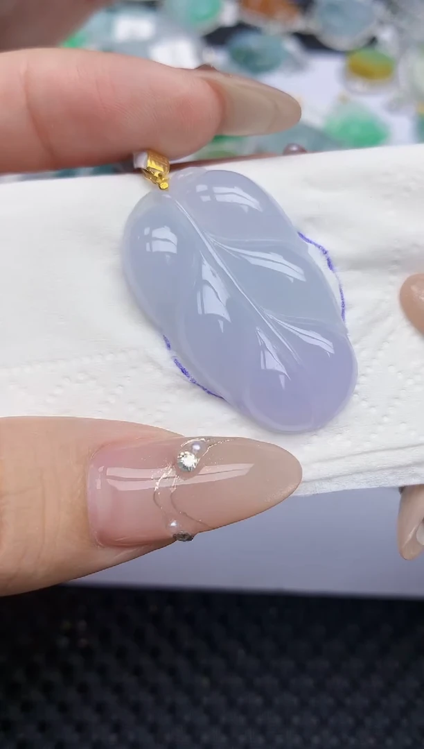 颈饰18K金镶嵌翡翠51   天然翡翠A货  百元以上9米证书费自理