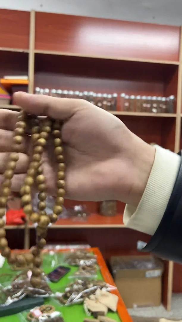 沉香手串8mmX108海南沉香多圈手串（388）